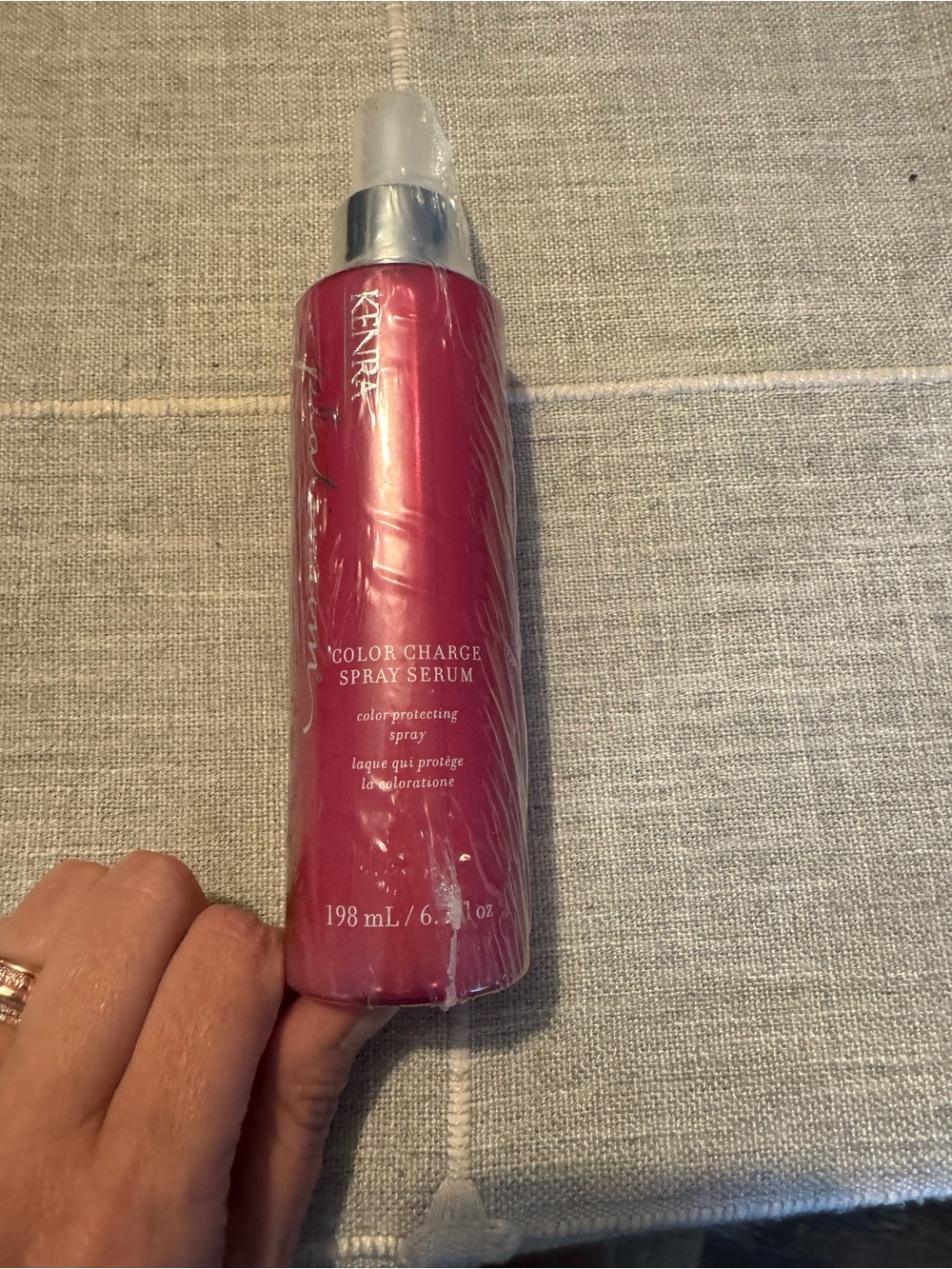 Kenra Color Charge Spray Serum – Pink Color Protecting Mist